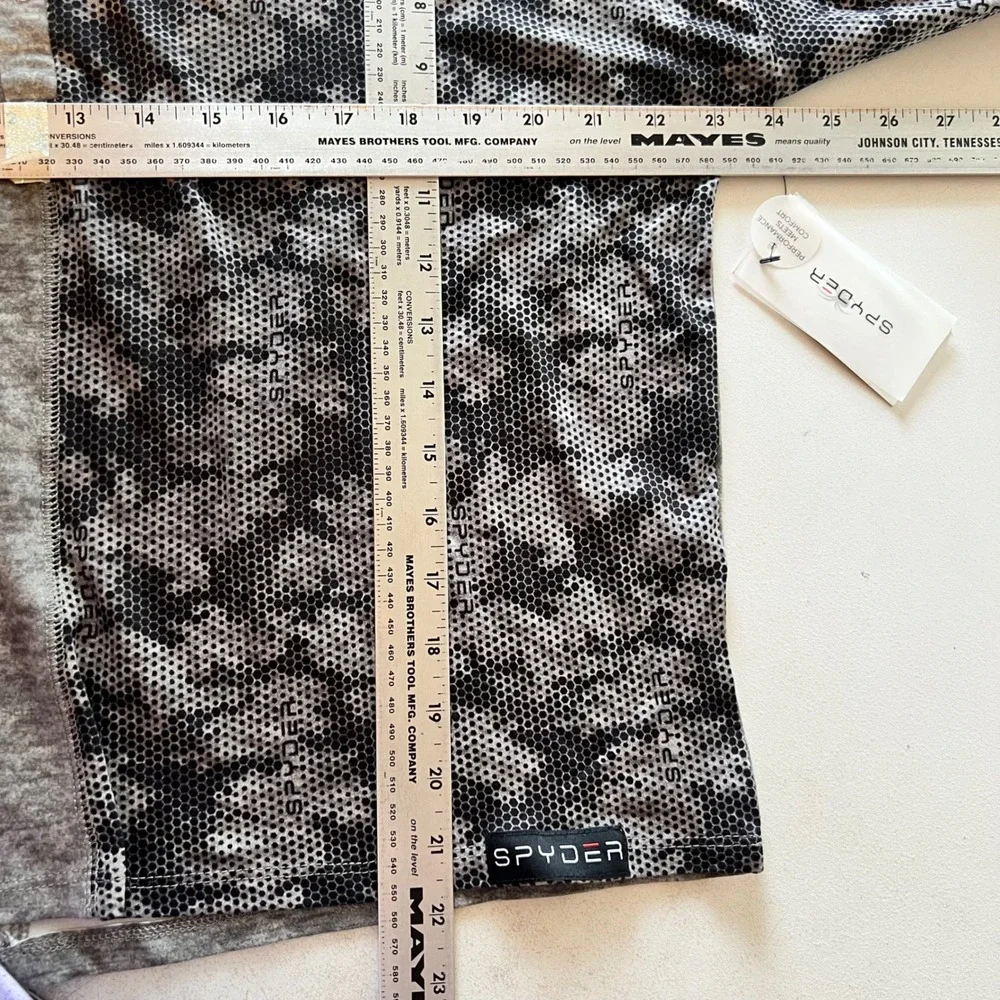 Spyder Womens 2 Piece Lounge Set Gray Black Honeycomb Camo Henley Joggers M NEW